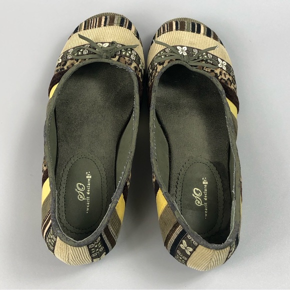 So Wear It Declare It Medley Olive Ballet Flats Size 6M - Picture 4 of 8